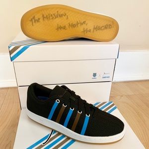 *New in box* K-swiss Dark Clouds And Dirt sneakers